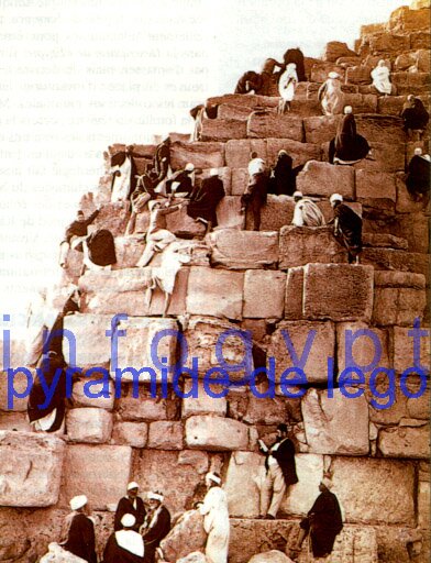 Ascension de la grande pyramide, photographie d'Emile Béchard (1875)